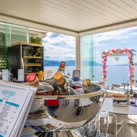Rocky Beach Rooms Novi Vinodolski Bagian luar foto
