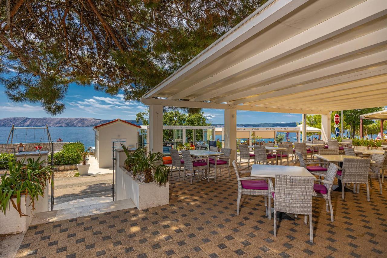 Rocky Beach Rooms Novi Vinodolski Bagian luar foto