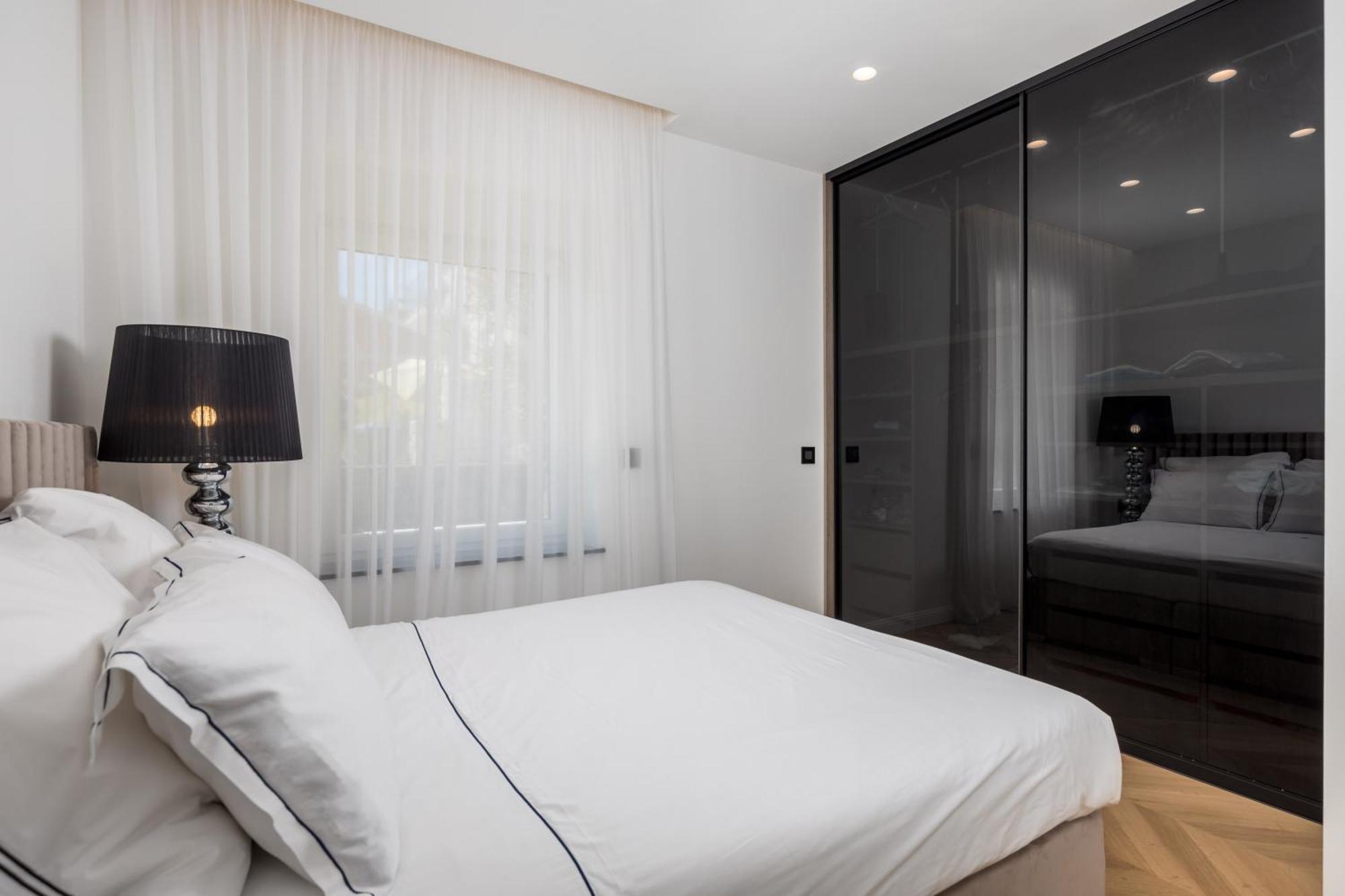 Rocky Beach Rooms Novi Vinodolski Bagian luar foto