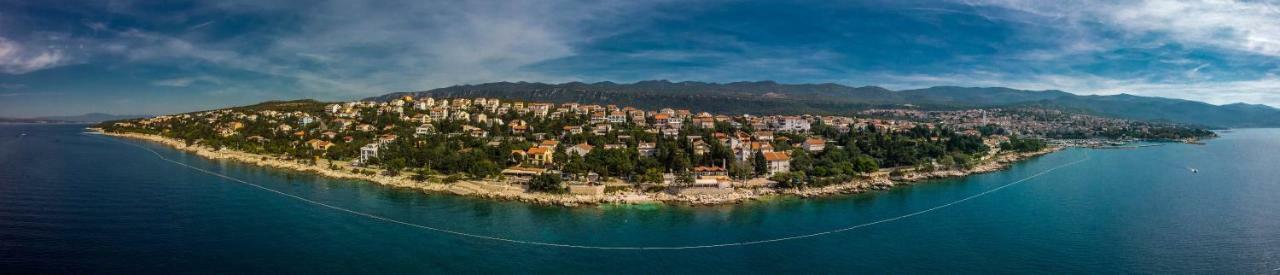 Rocky Beach Rooms Novi Vinodolski Bagian luar foto